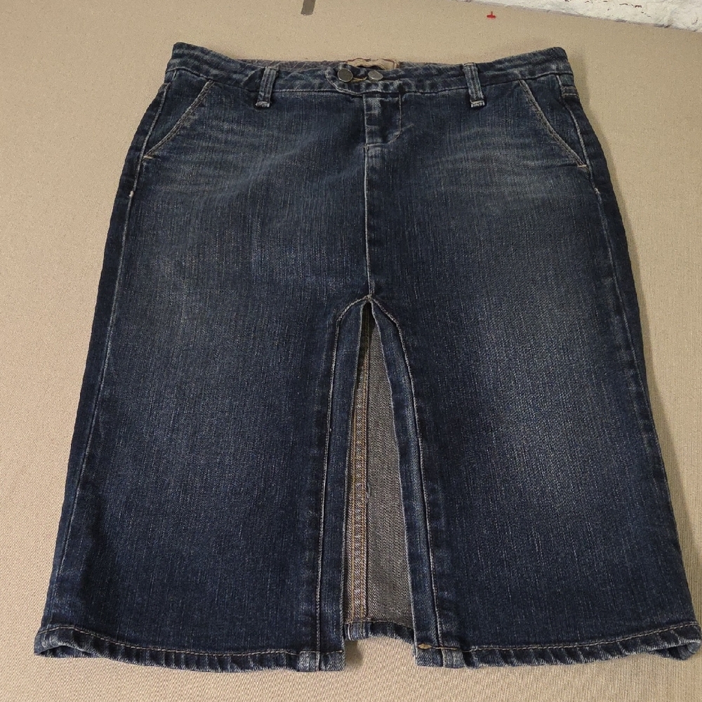 PAIGE Women's Dark Blue Denim Skirt Size 27